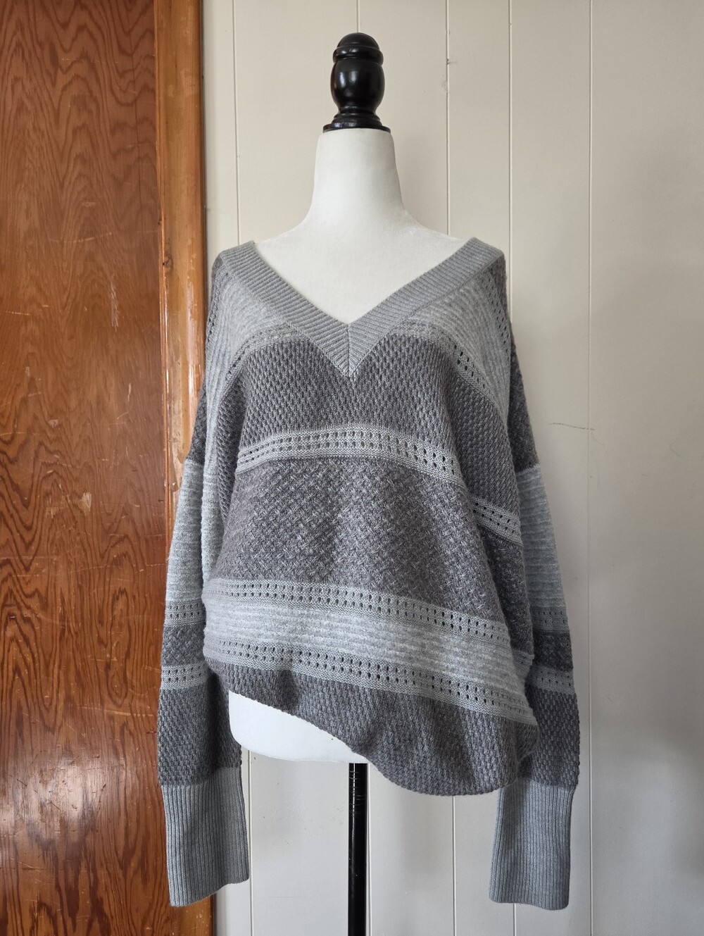 Banana Republic | Dove Grey Striped V-Neck Tunic Pullover - Merino Wool Blend